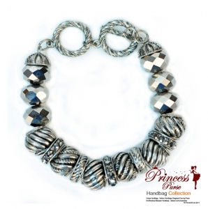 Fashionable Bracelet w/ Crystal Glass & Rhinestone Accent